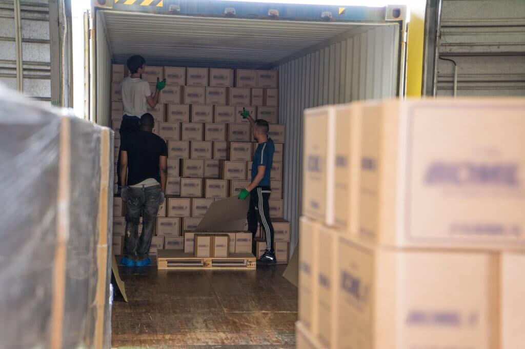 Dépotage-empotage des containers